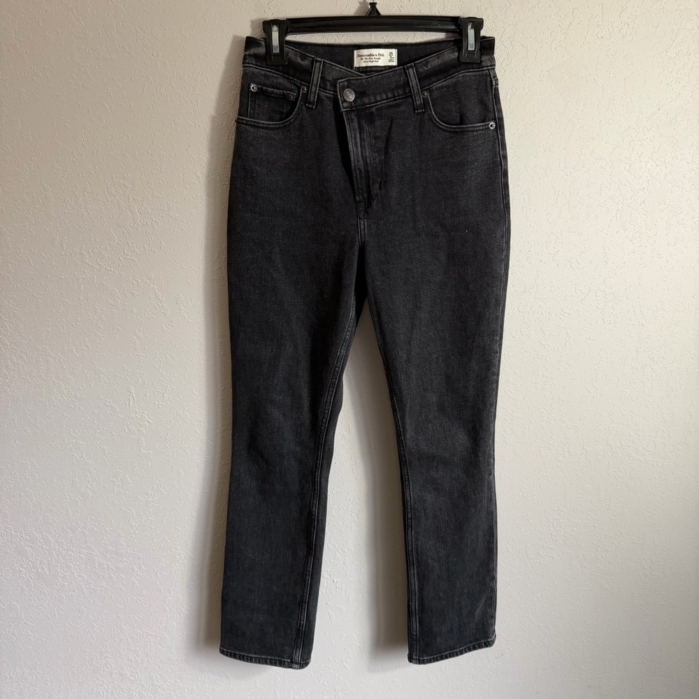 Abercrombie & Fitch 90s Slim Straight Ultra High Rise Crossover Jeans Womens 25